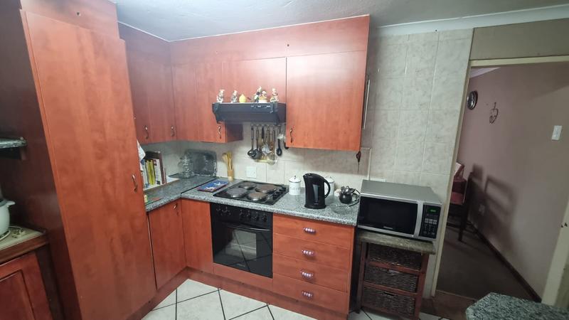 2 Bedroom Property for Sale in Vaalpark Free State